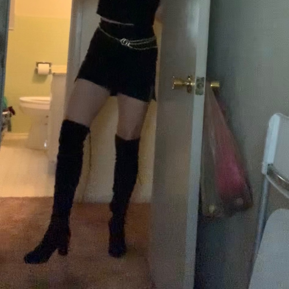 knee high boots ! fran fine as heck !